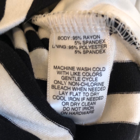 WHite House Black Market whbm black/white shirt - Picture 4 of 4